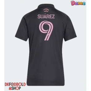 Inter Miami Luis Suarez #9 Udebanetrøje Dame 2026-27 Kort ærmer Inter Miami Luis Suarez #9 Udebanetrøje Dame 2026-27 Kort ærmer